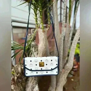 MCM Vintage White Navy Blue Crossbody Clutch‎ Bag Purse Wallet
